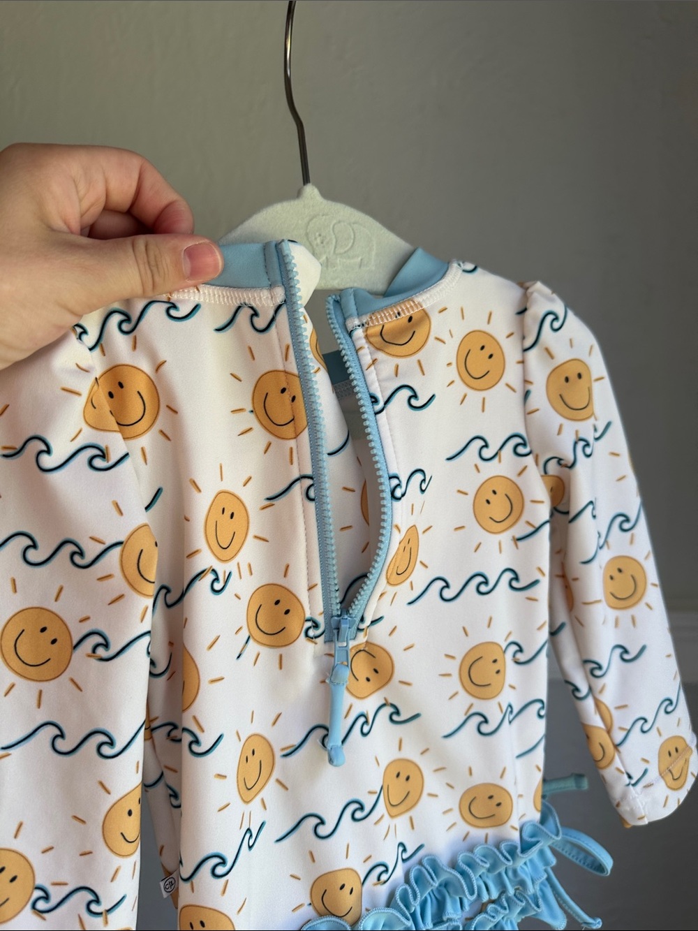 Caden Lane Suns Out Rash Guard with Ruffle Bottom - Picture 6 of 6